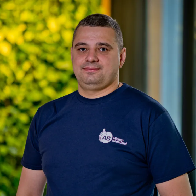 teammember-image